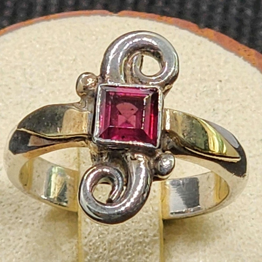 Artisan Garnet Sterling Silver 18K Gold Ring Womens Size 6 Red Bohemian Gemstone